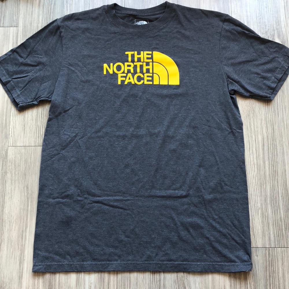 Men’s North Face T-shirt